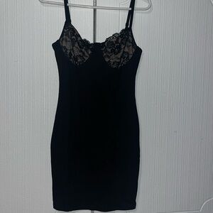 Anna- Kaci NWOT body con dress